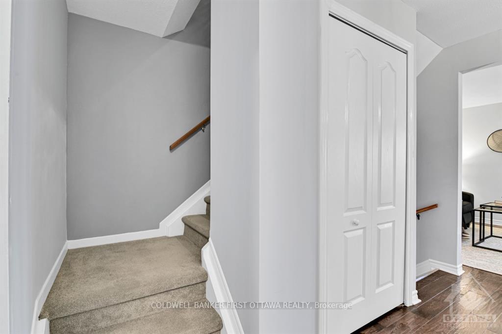 Photo 13 of 73 Mcclintock Way, Ottawa, Kanata - Katimavik — HOMEH