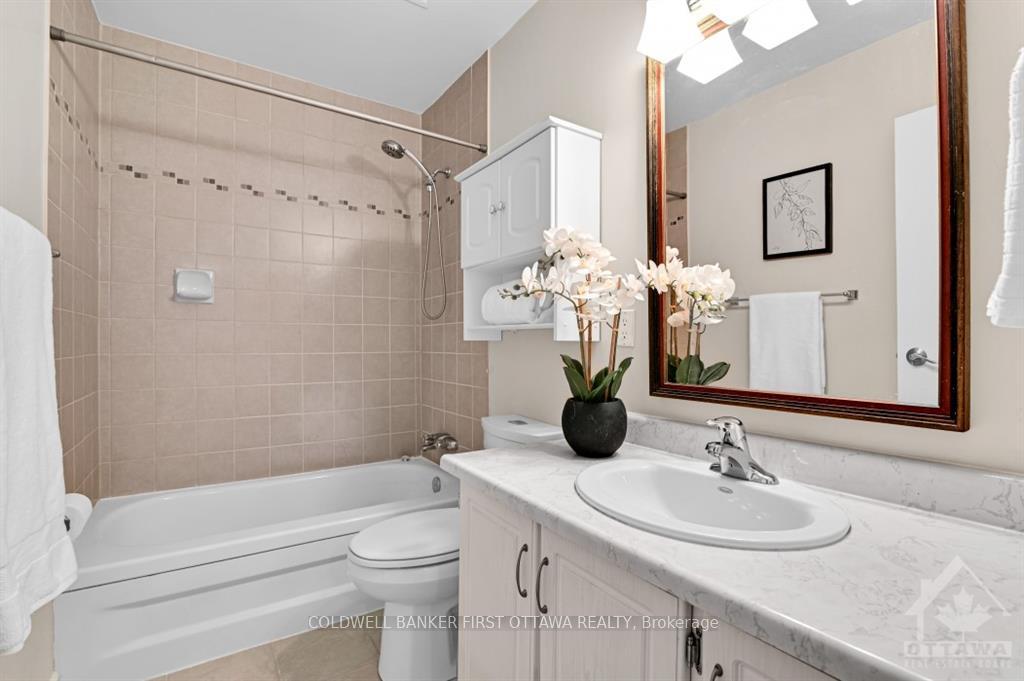 Photo 16 of 73 Mcclintock Way, Ottawa, Kanata - Katimavik — HOMEH