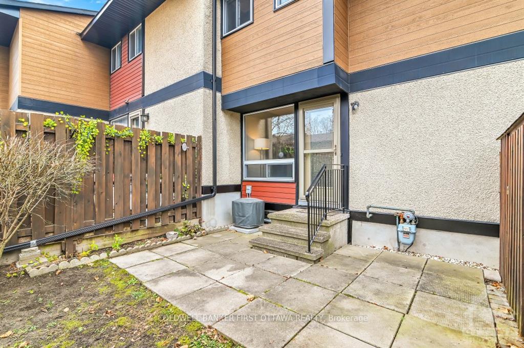 Photo 24 of 73 Mcclintock Way, Ottawa, Kanata - Katimavik — HOMEH
