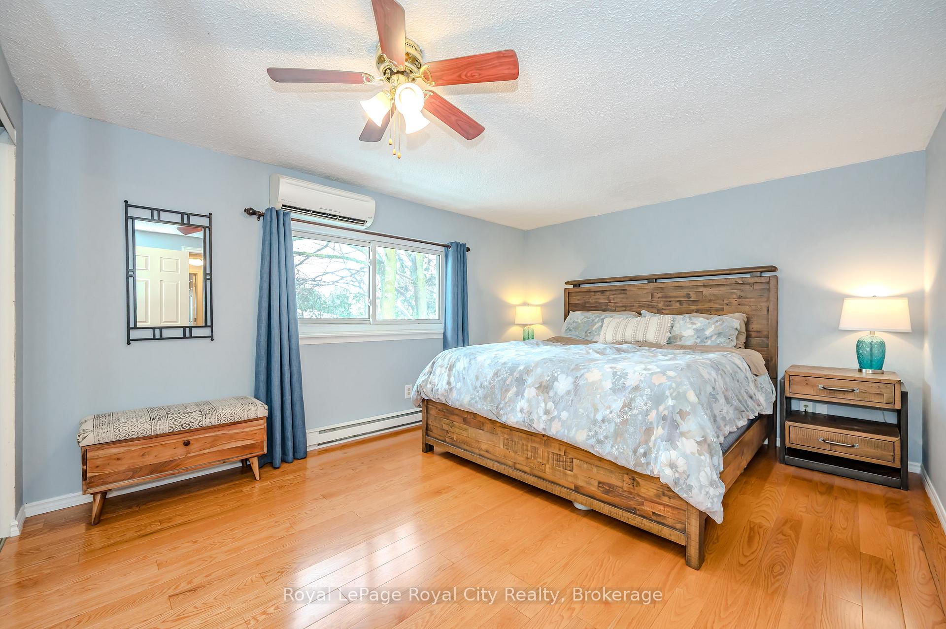 Photo 11 of Unit 9, 2 Worton Avenue, Guelph, Willow West/Sugarbush/West Acres — HOMEH