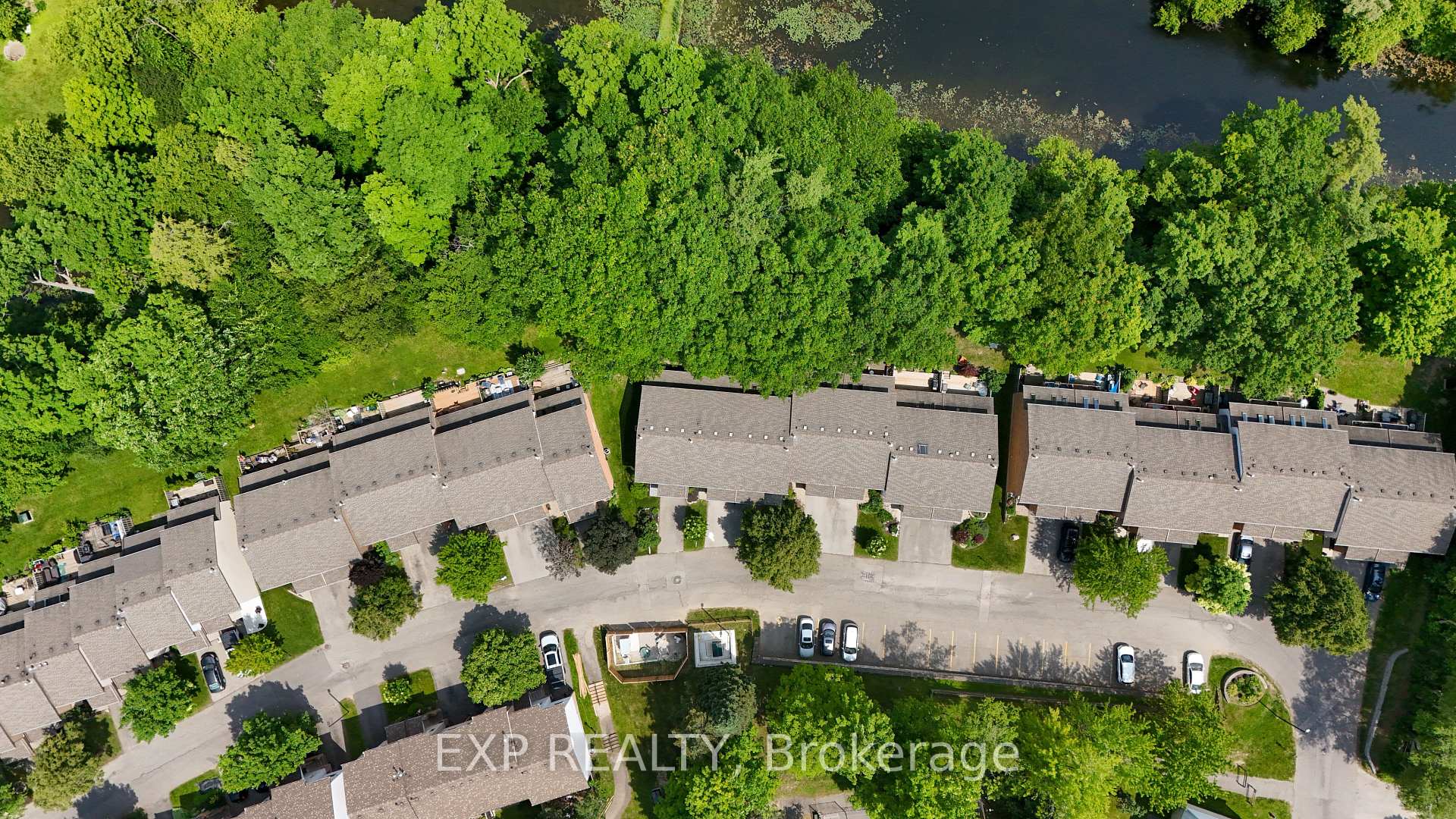 Photo 20 of 49 Lynden Circle, Halton Hills, Georgetown — HOMEH