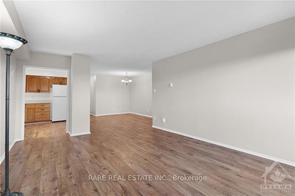 Photo 8 of Unit 709, 158C Mcarthur Avenue, Ottawa, Vanier — HOMEH