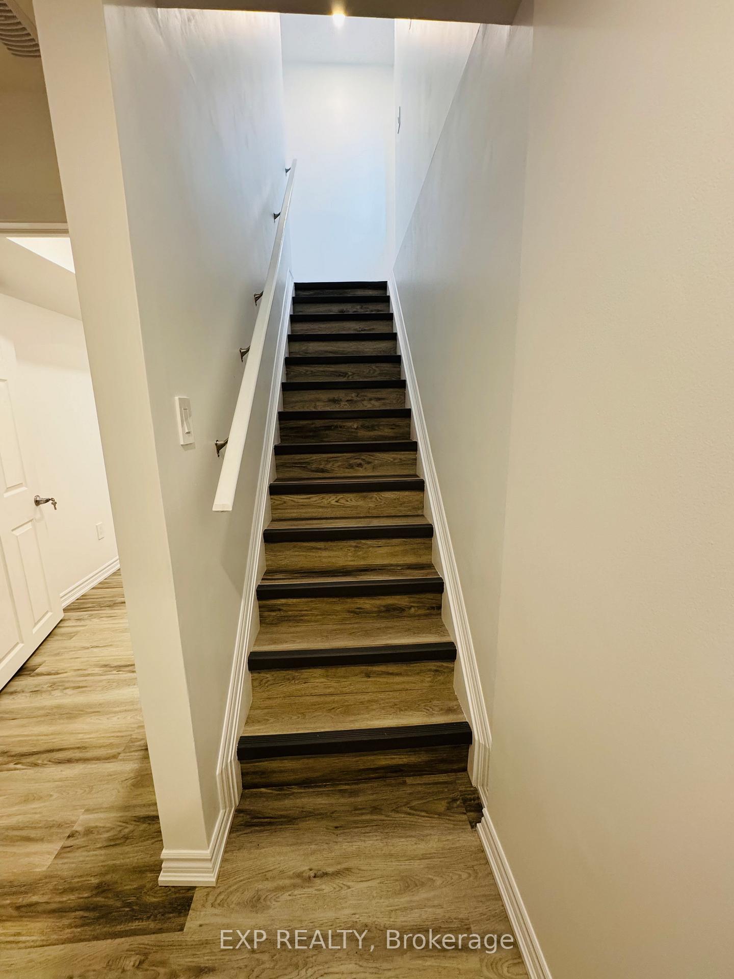 Photo 5 of Unit Unit 2 (Lower Unit), 550 Millars Sound Way, Ottawa, Barrhaven - Half Moon Bay — HOMEH