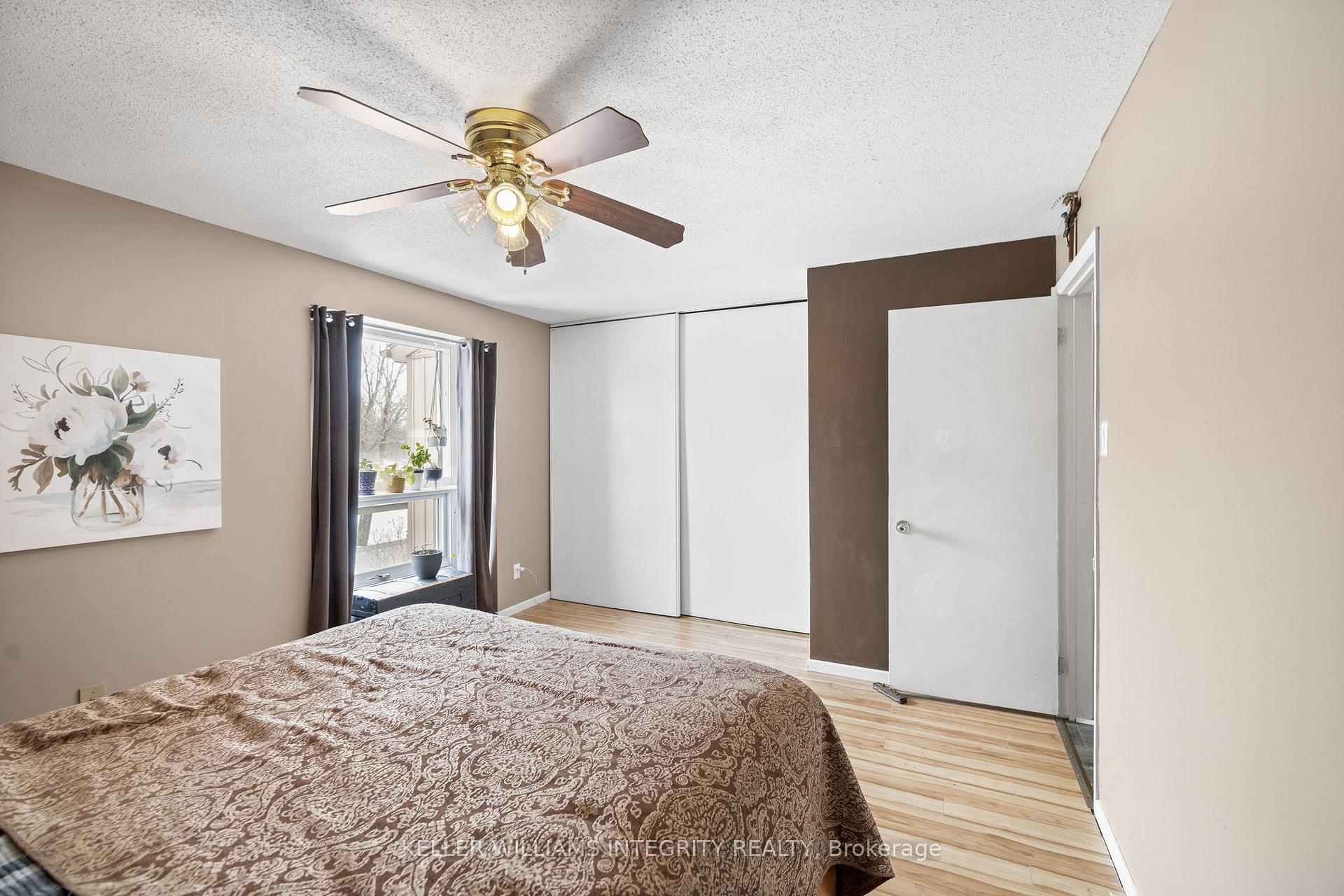Photo 13 of 2013 Stonehenge Crescent, Ottawa, Pineview — HOMEH