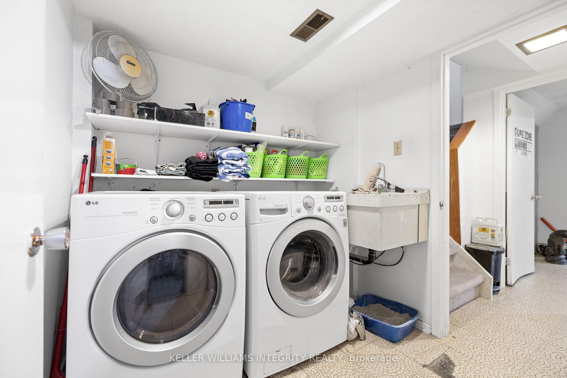 Photo 15 of 2013 Stonehenge Crescent, Ottawa, Pineview — HOMEH