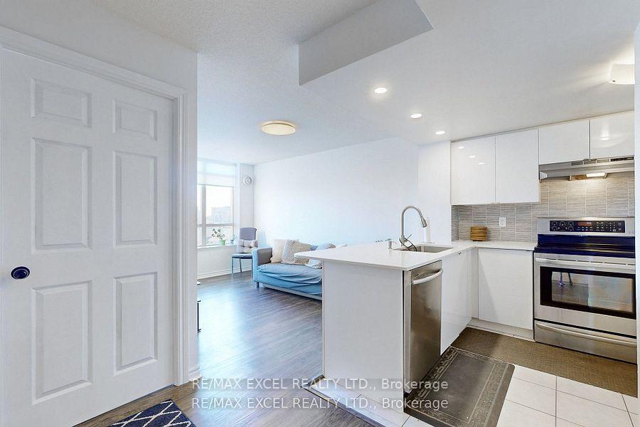 Photo 14 of Unit 808, 130 Pond Drive, Markham, Commerce Valley — HOMEH
