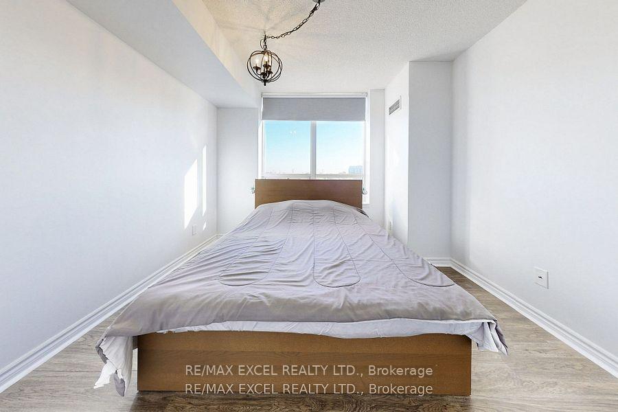 Photo 19 of Unit 808, 130 Pond Drive, Markham, Commerce Valley — HOMEH