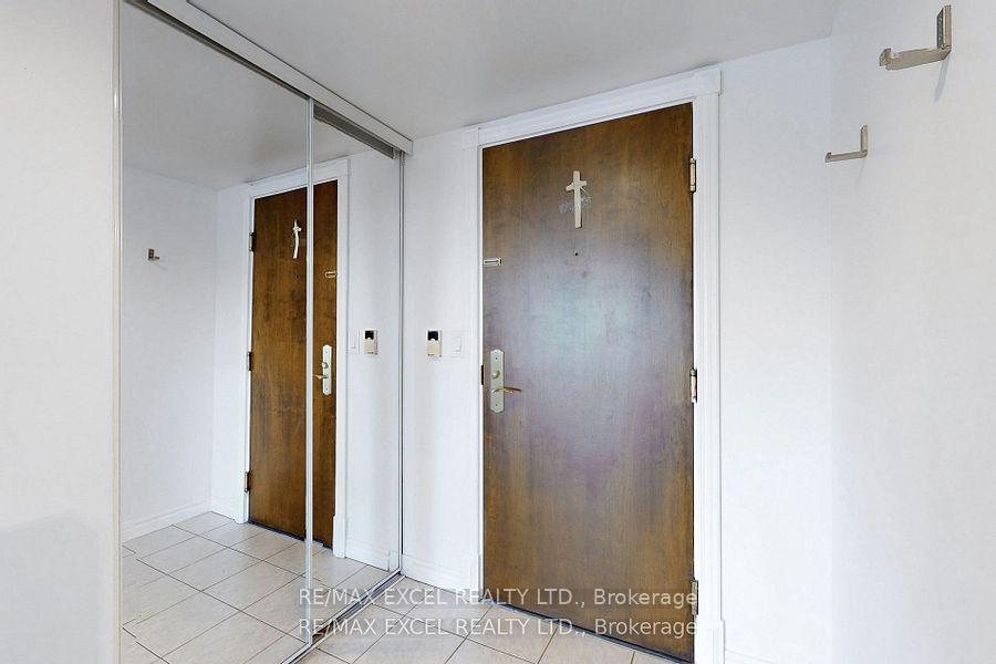 Photo 23 of Unit 808, 130 Pond Drive, Markham, Commerce Valley — HOMEH