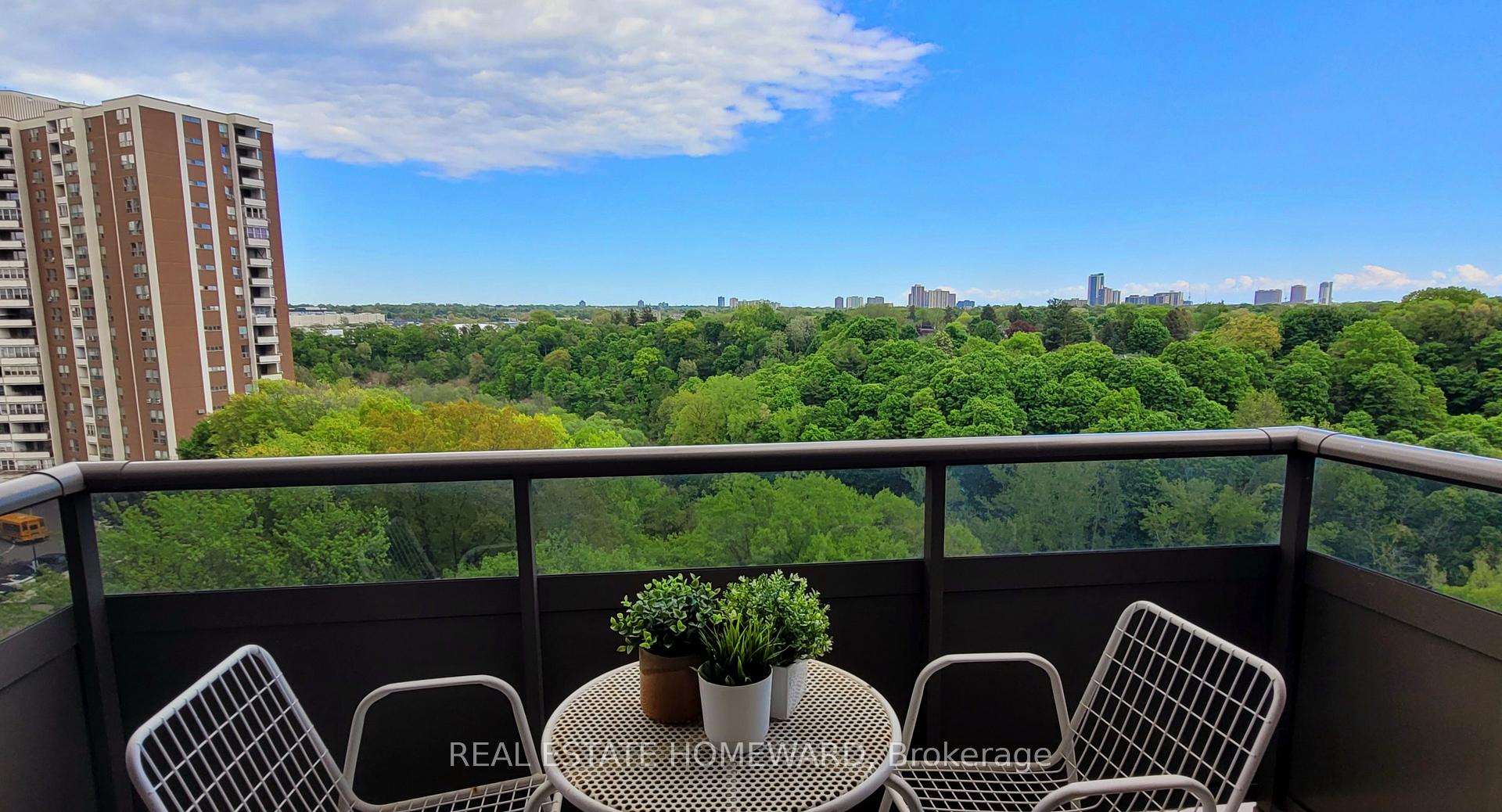 Photo 10 of Unit 814, 15 Vicora Linkway, Toronto, Flemingdon Park — HOMEH