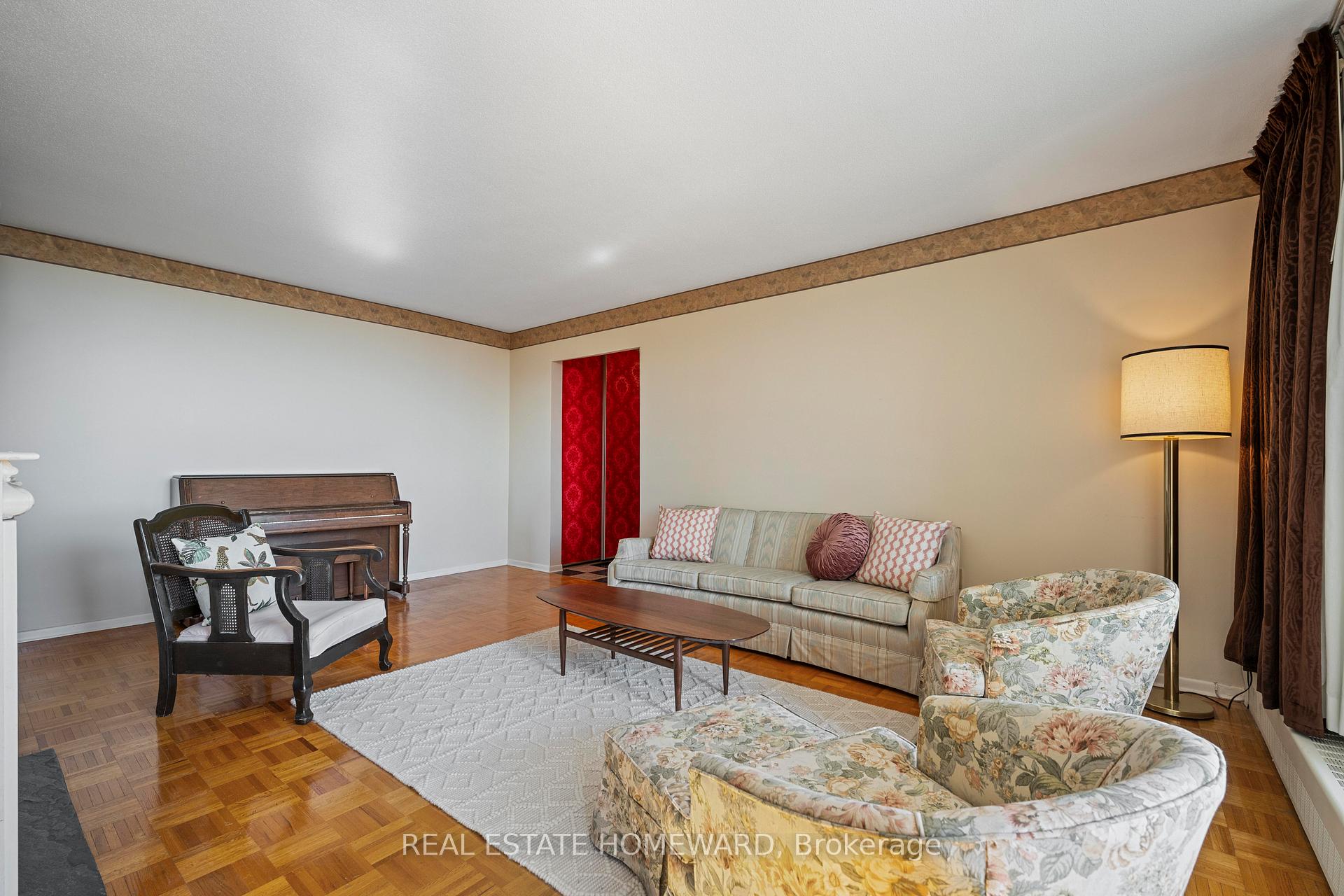 Photo 16 of Unit 814, 15 Vicora Linkway, Toronto, Flemingdon Park — HOMEH