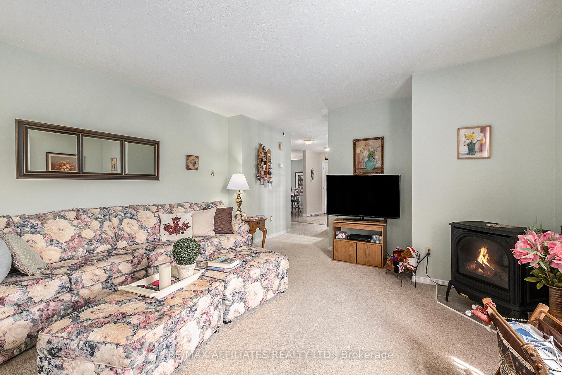Photo 6 of 1827 Rogers Road, Perth — HOMEH