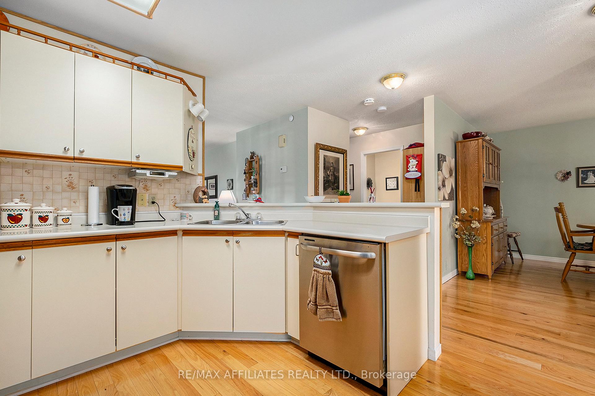 Photo 8 of 1827 Rogers Road, Perth — HOMEH