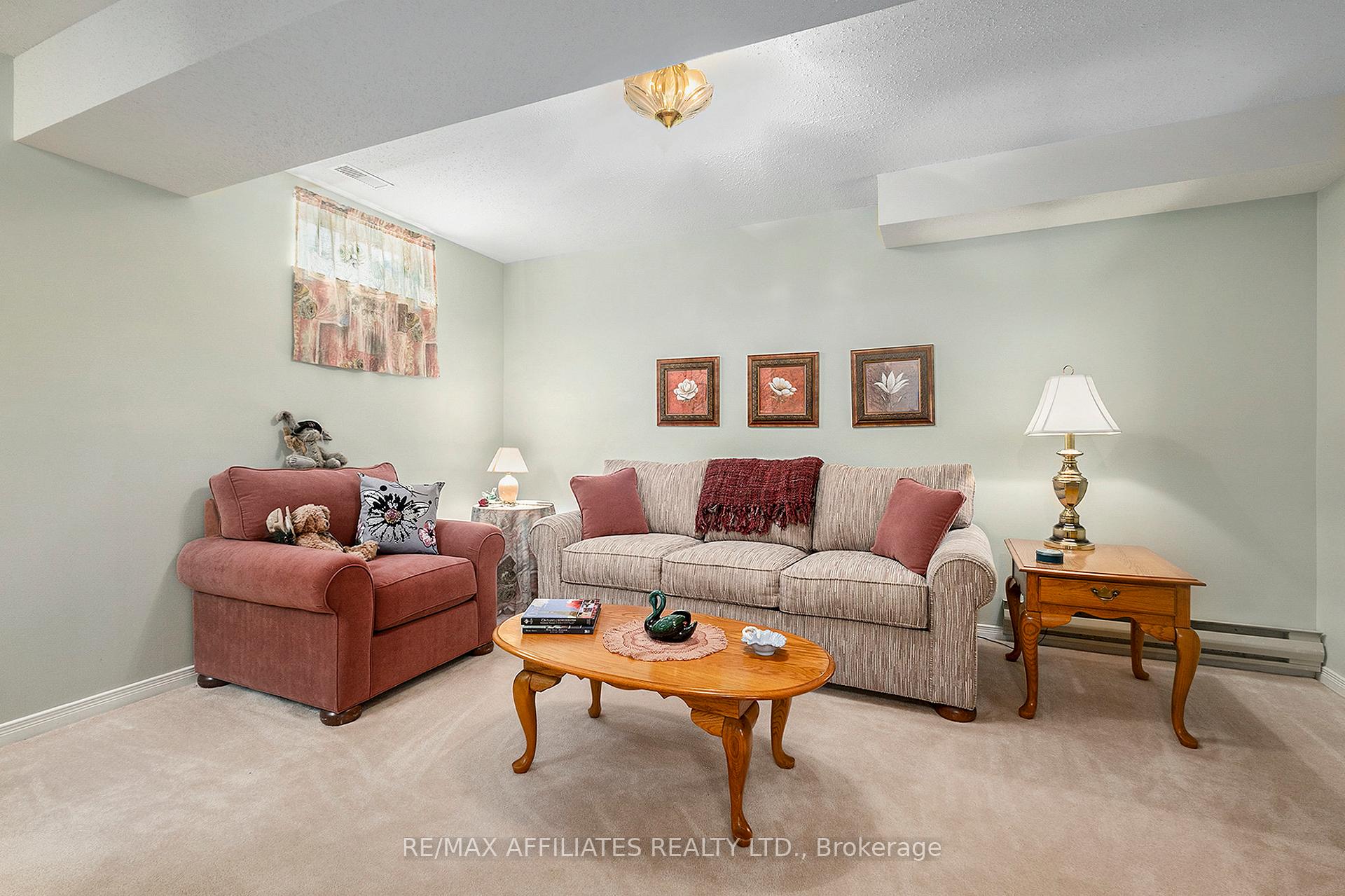 Photo 18 of 1827 Rogers Road, Perth — HOMEH
