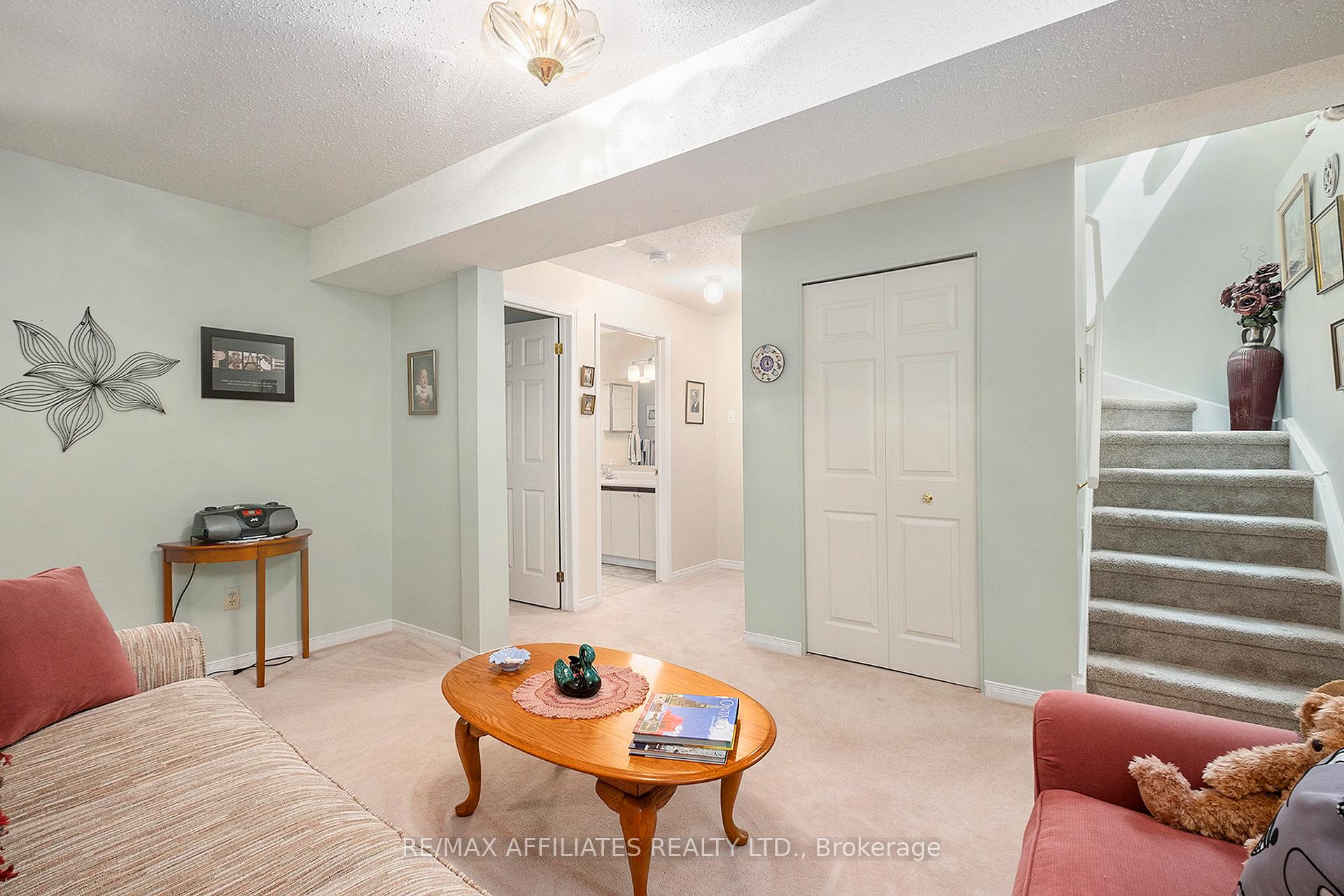 Photo 19 of 1827 Rogers Road, Perth — HOMEH
