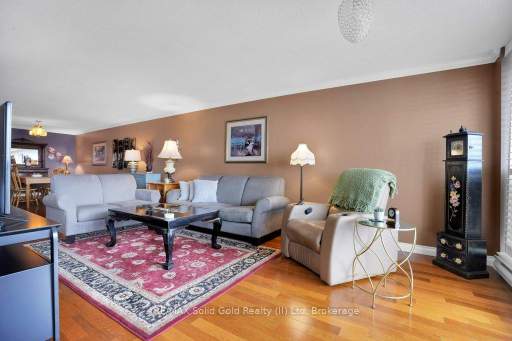 Photo 7 of Unit 402, 2 Lancaster Street E, Kitchener — HOMEH