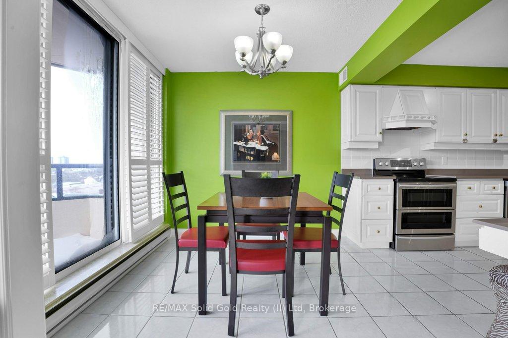 Photo 14 of Unit 402, 2 Lancaster Street E, Kitchener — HOMEH