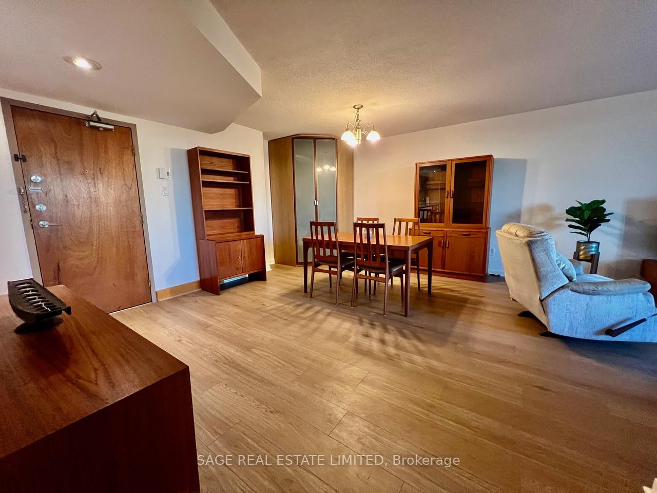 Photo 4 of Unit 1006, 1 Royal Orchard Boulevard, Markham, Royal Orchard — HOMEH