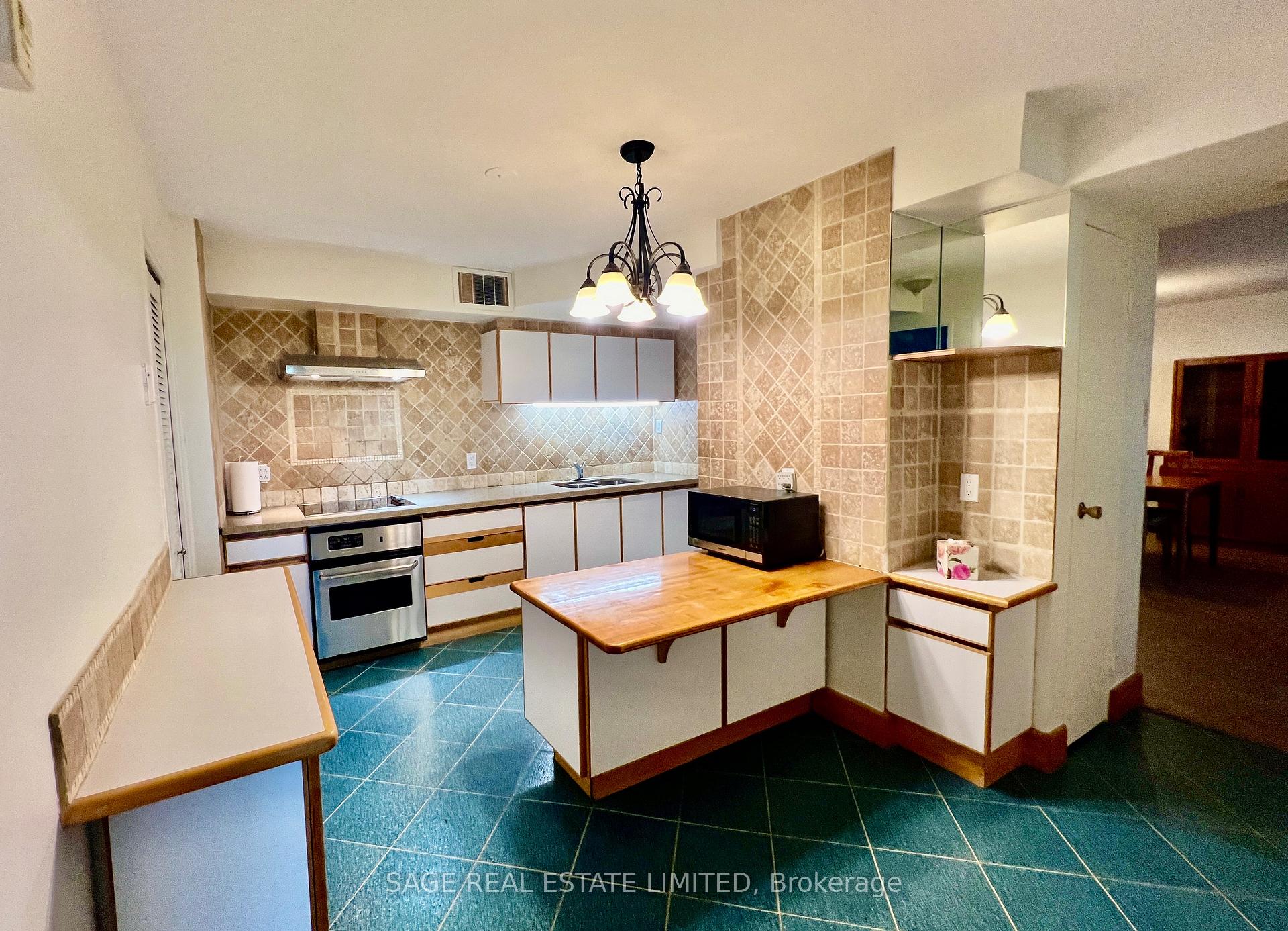 Photo 8 of Unit 1006, 1 Royal Orchard Boulevard, Markham, Royal Orchard — HOMEH