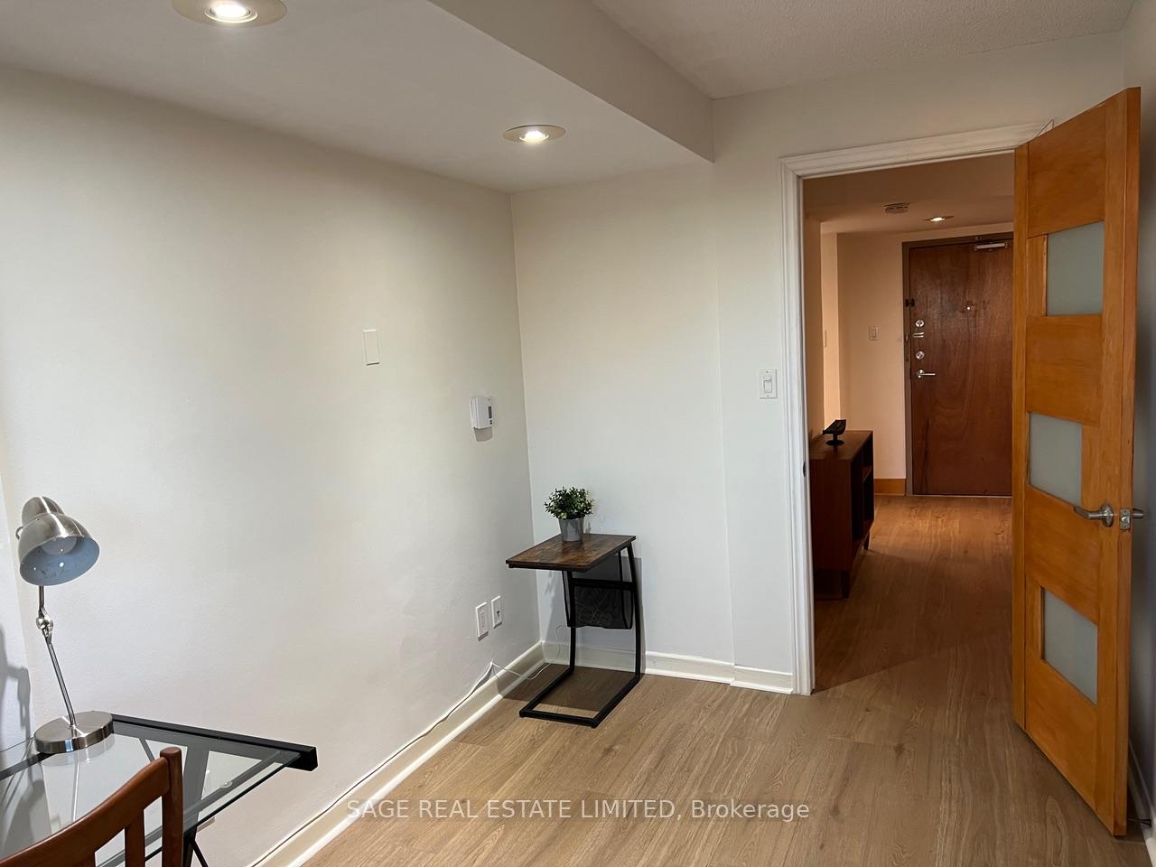 Photo 15 of Unit 1006, 1 Royal Orchard Boulevard, Markham, Royal Orchard — HOMEH