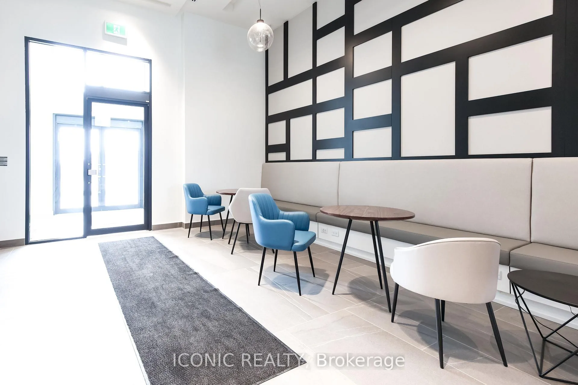 Photo 9 of Unit 510, 681 Yonge Street, Barrie, Painswick South — HOMEH