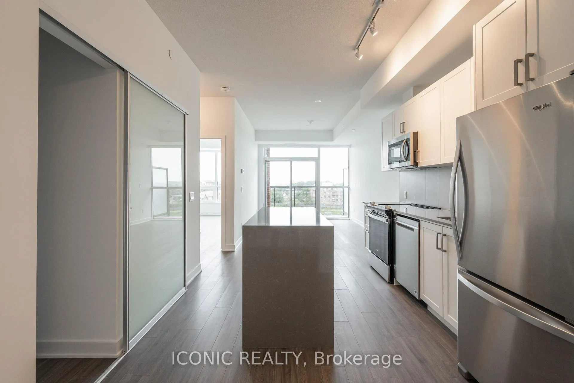 Photo 14 of Unit 510, 681 Yonge Street, Barrie, Painswick South — HOMEH