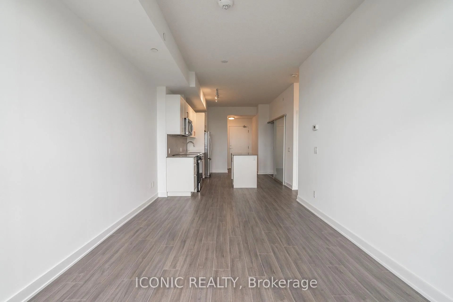 Photo 16 of Unit 510, 681 Yonge Street, Barrie, Painswick South — HOMEH