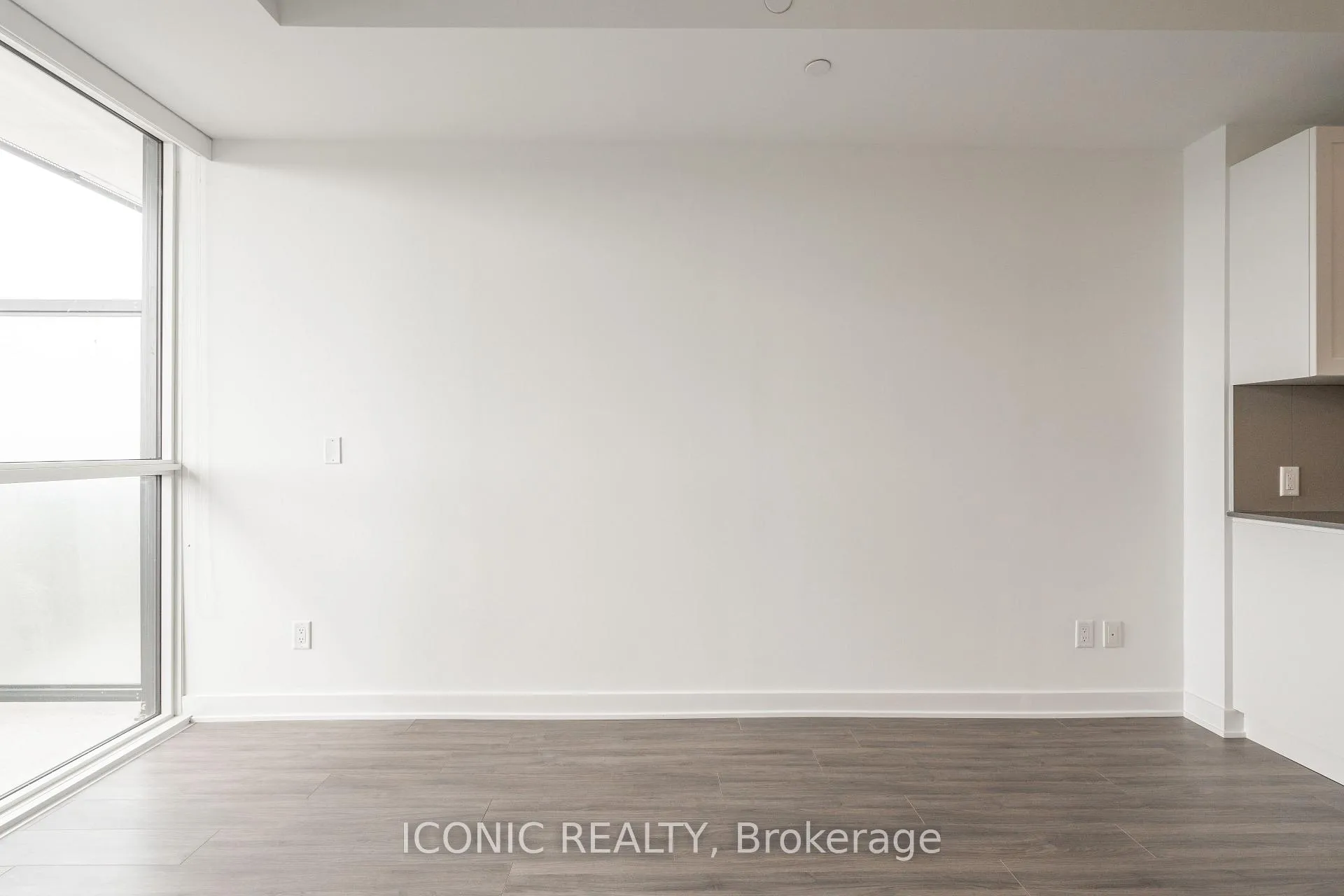 Photo 17 of Unit 510, 681 Yonge Street, Barrie, Painswick South — HOMEH