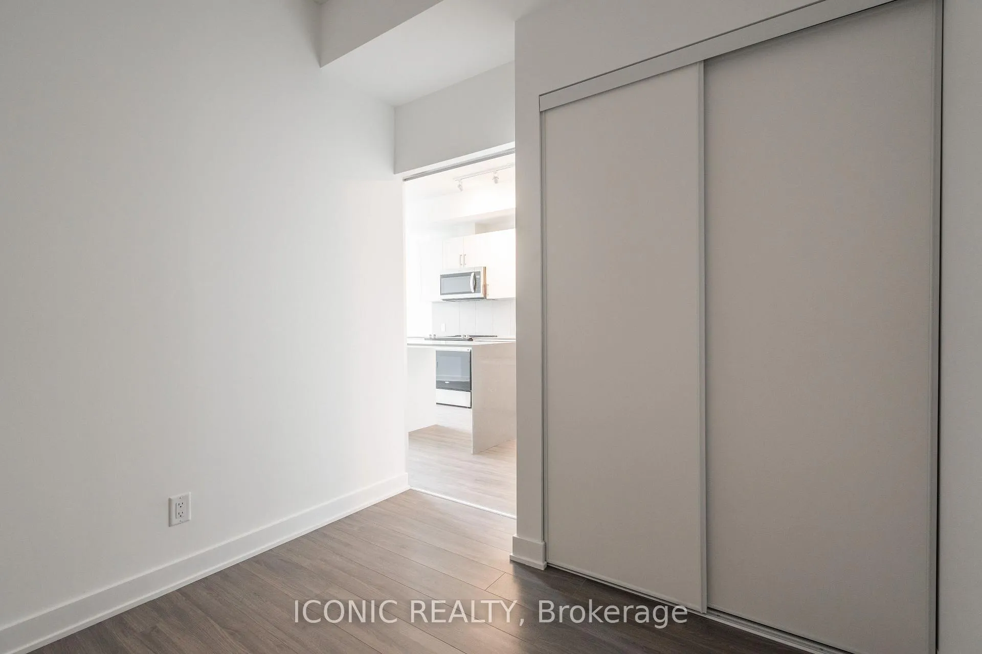 Photo 24 of Unit 510, 681 Yonge Street, Barrie, Painswick South — HOMEH