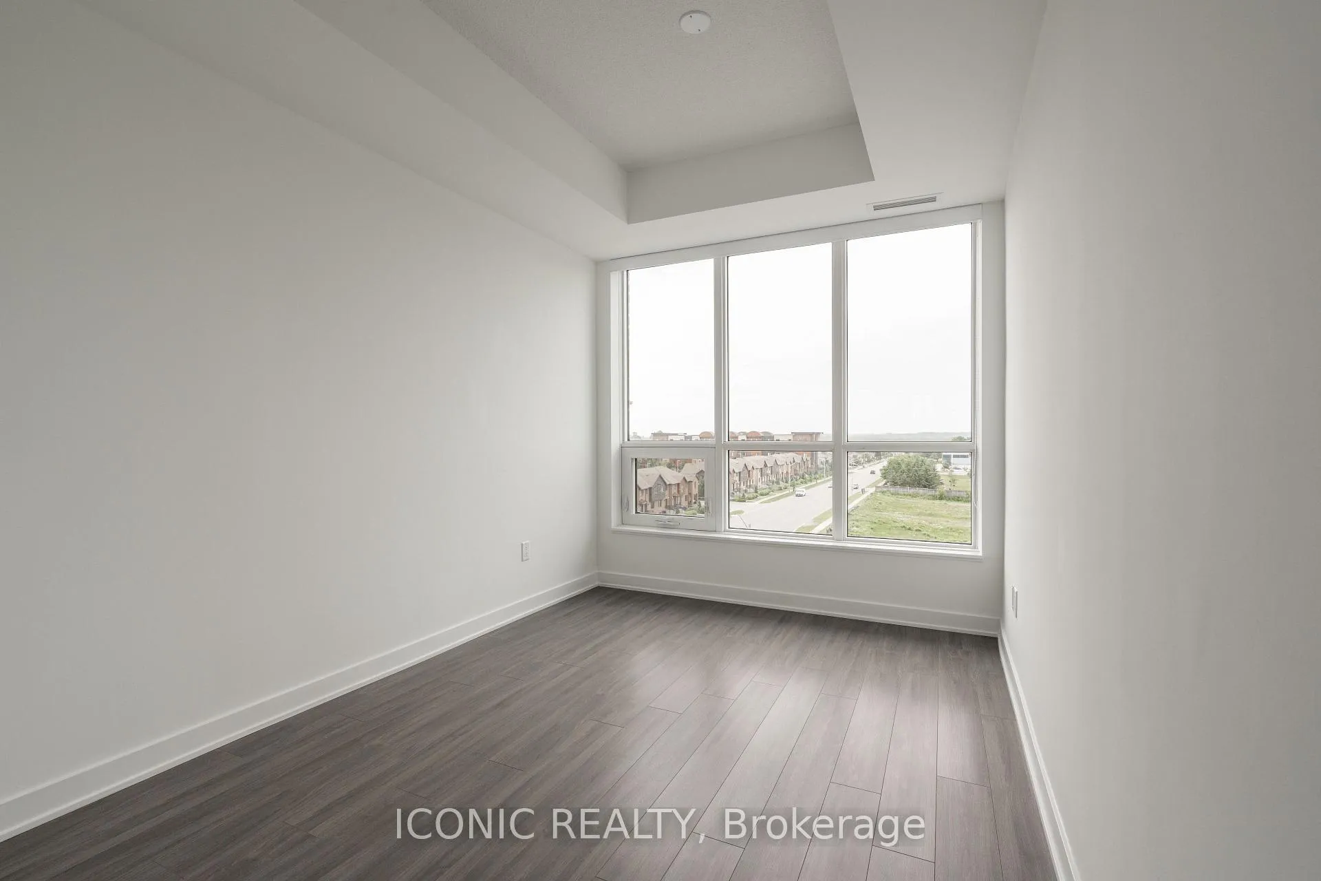 Photo 25 of Unit 510, 681 Yonge Street, Barrie, Painswick South — HOMEH