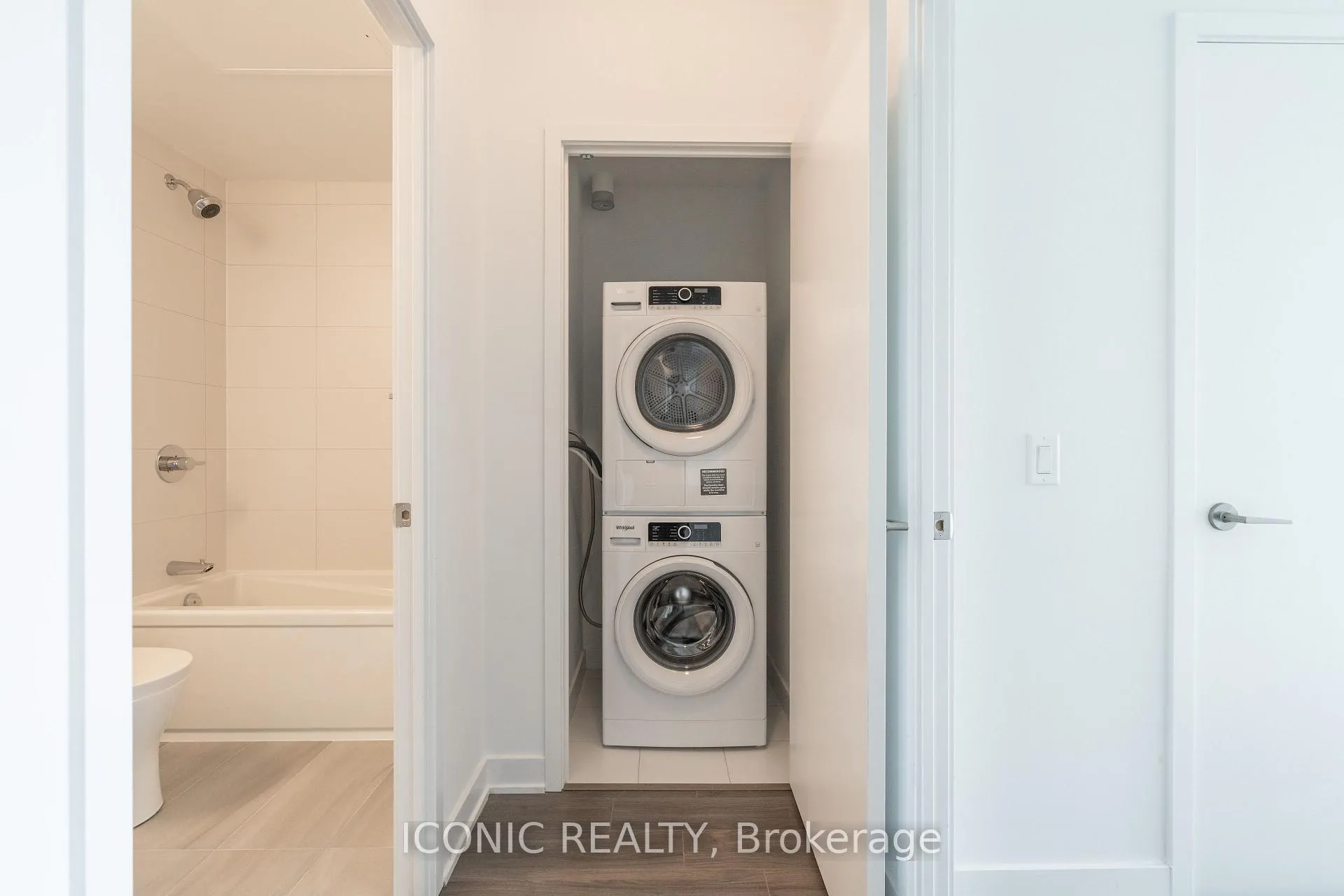 Photo 29 of Unit 510, 681 Yonge Street, Barrie, Painswick South — HOMEH