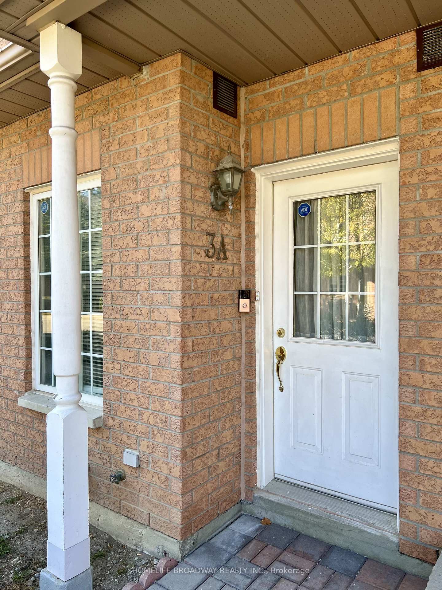 Photo 2 of Unit 3A, 8 St Moritz Way, Markham, Unionville — HOMEH