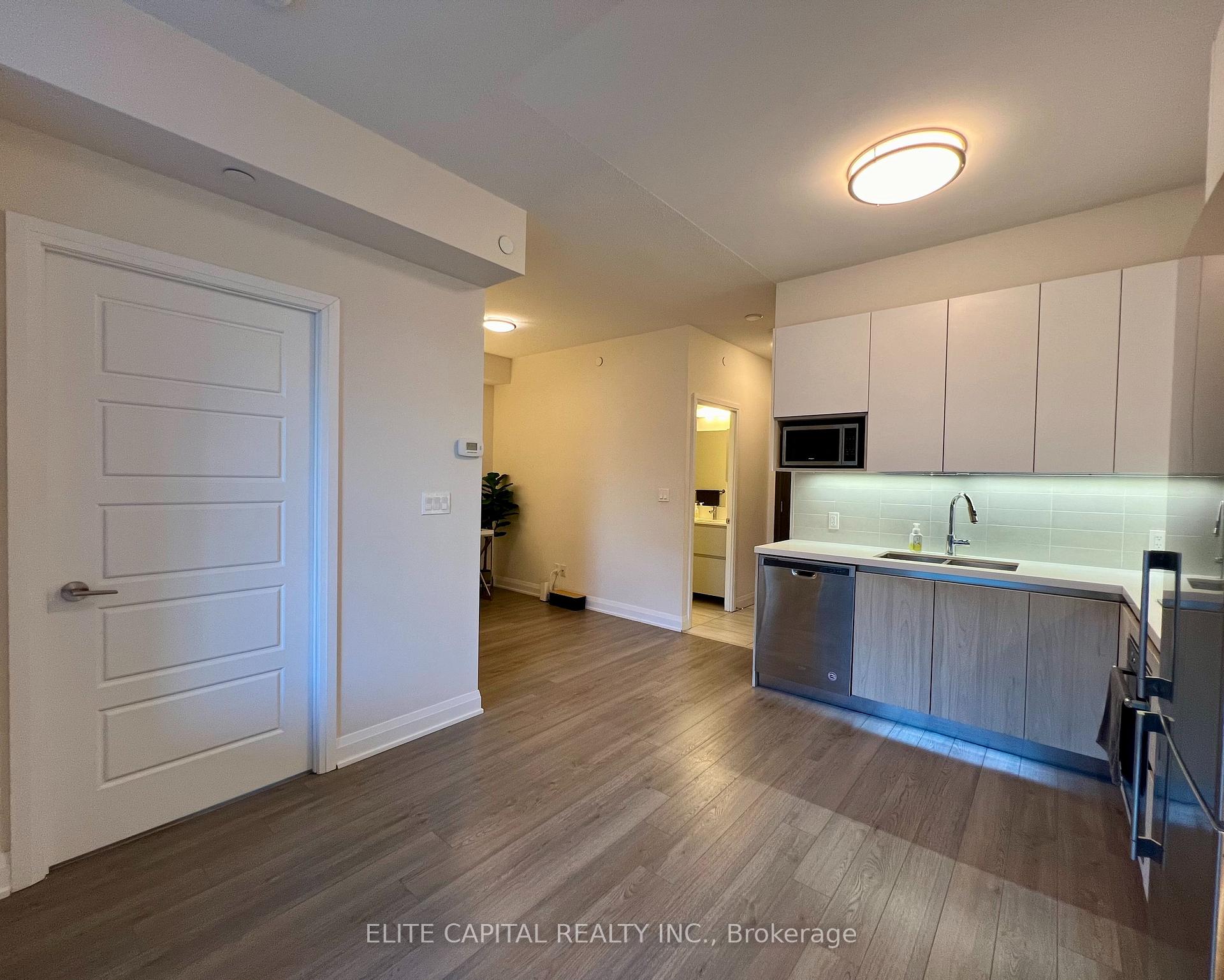 Photo 5 of Unit 530, 15 Water Walk Drive, Markham, Unionville — HOMEH