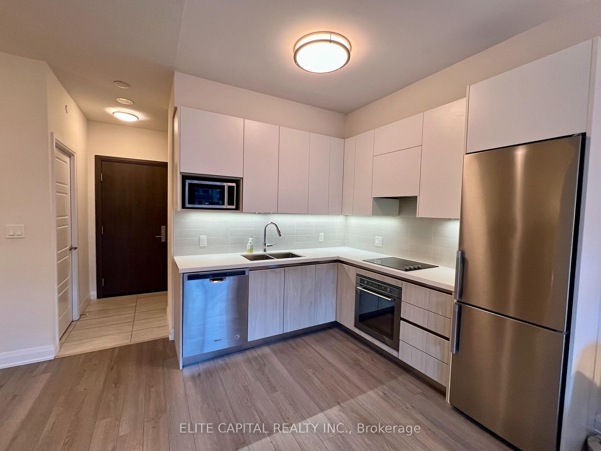 Photo 6 of Unit 530, 15 Water Walk Drive, Markham, Unionville — HOMEH