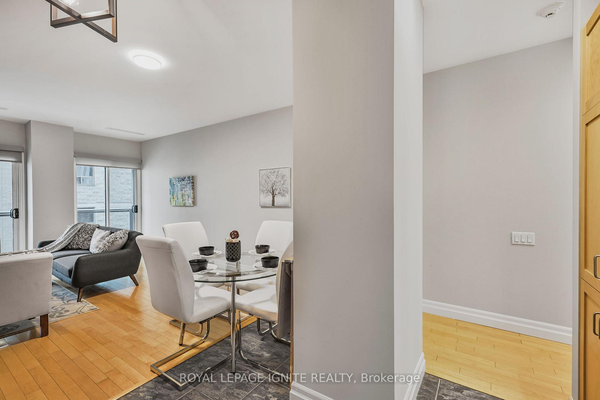 Photo 13 of Unit 801, 44 Bond Street W, Oshawa, O'Neill — HOMEH