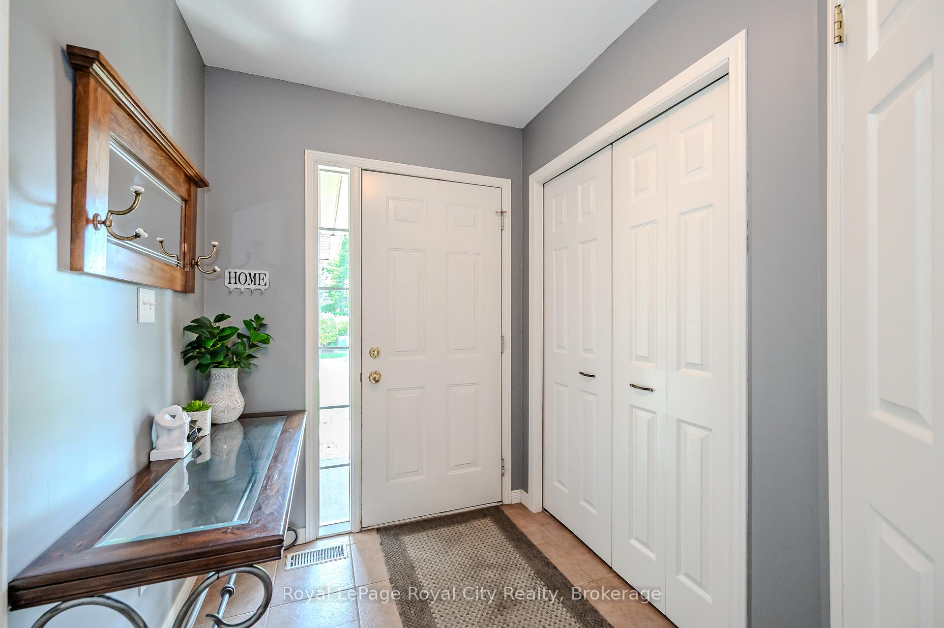 Photo 7 of Unit 31, 31 Schroder Crescent, Guelph, Grange Road — HOMEH