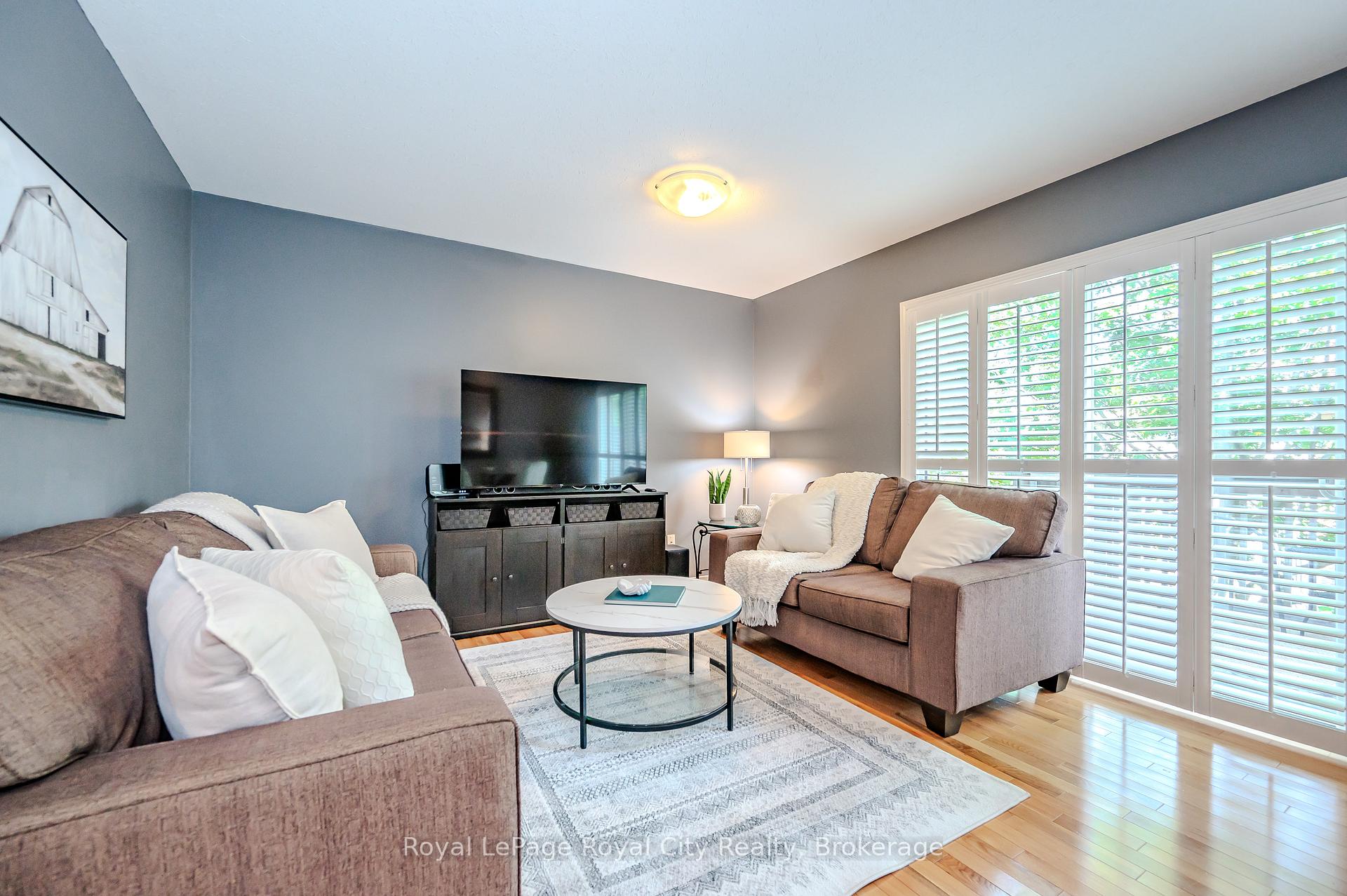 Photo 16 of Unit 31, 31 Schroder Crescent, Guelph, Grange Road — HOMEH