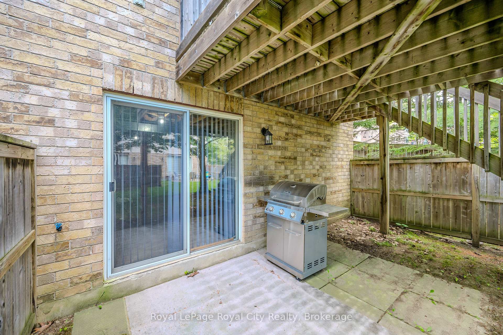 Photo 37 of Unit 31, 31 Schroder Crescent, Guelph, Grange Road — HOMEH