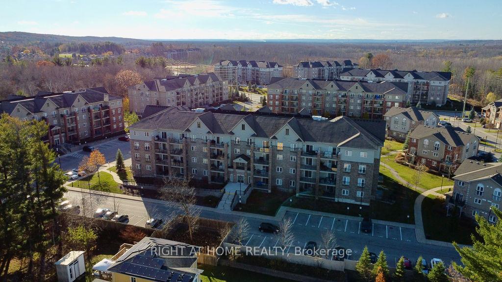 Photo 3 of Unit 309, 45 Ferndale Drive S, Barrie, Ardagh — HOMEH