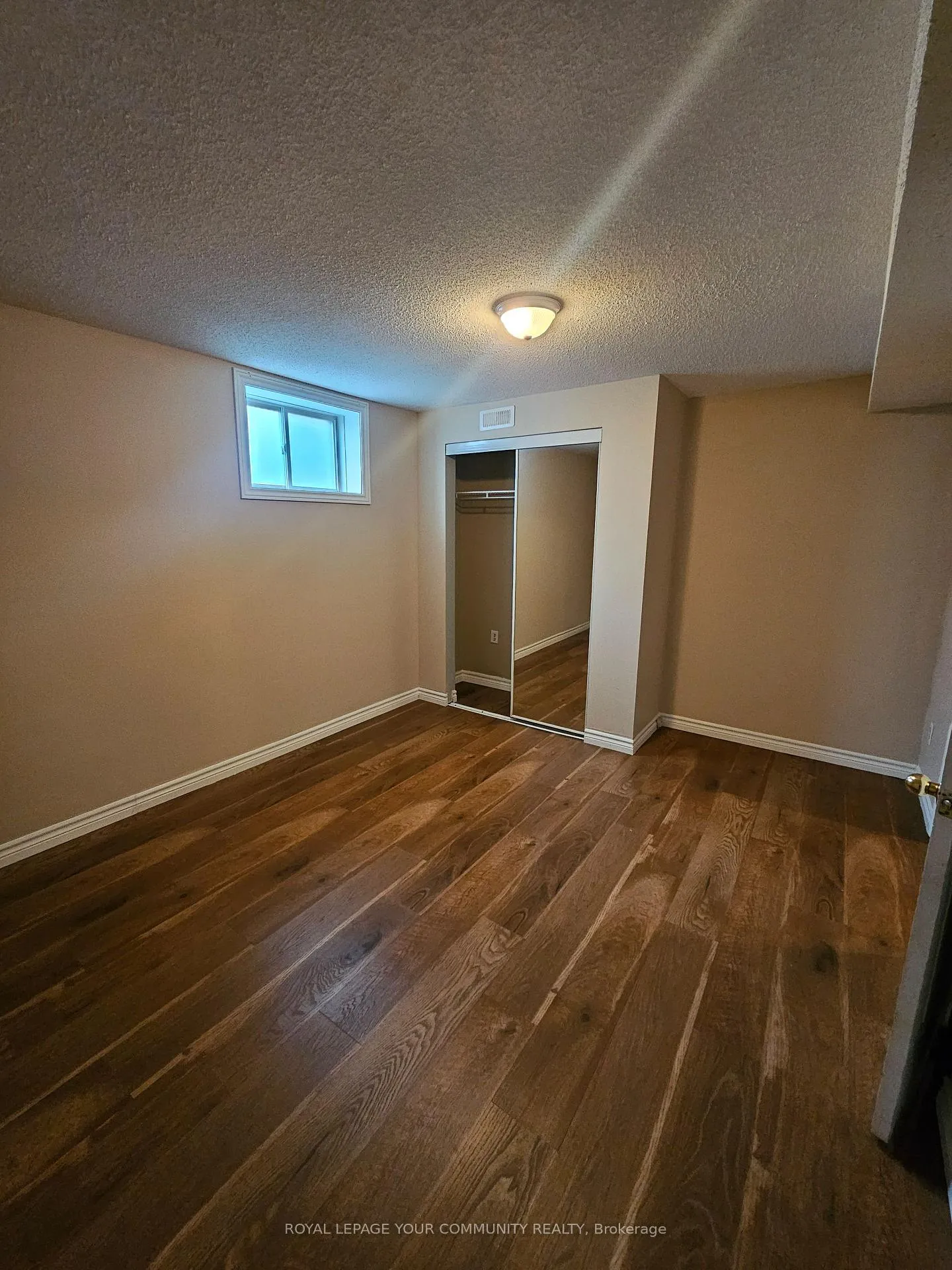 Photo 11 of Unit Bsmnt, 2 Osprey Ridge Road, Barrie, Little Lake — HOMEH
