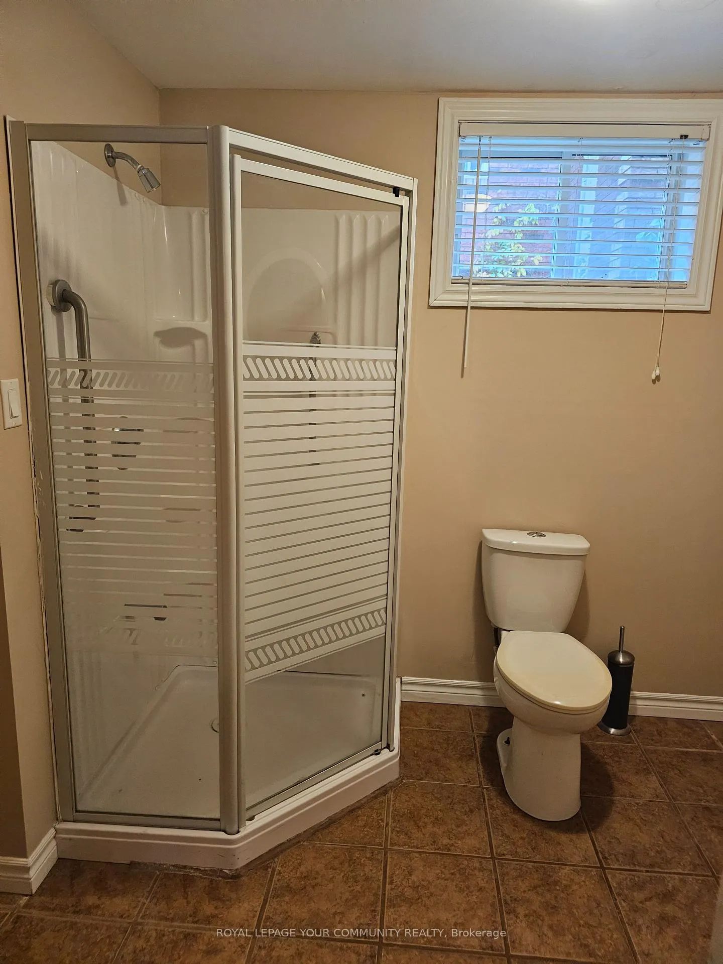 Photo 13 of Unit Bsmnt, 2 Osprey Ridge Road, Barrie, Little Lake — HOMEH