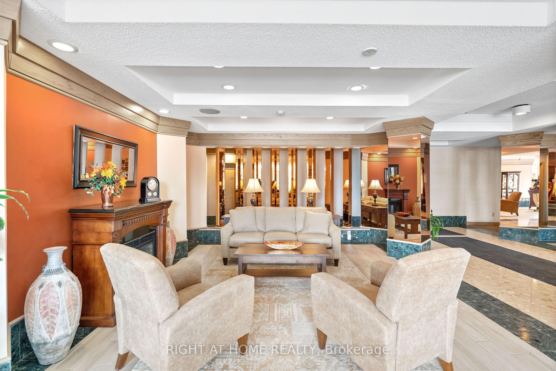 Photo 31 of Unit 1622, 1880 Valley Farm Road, Pickering, Town Centre — HOMEH
