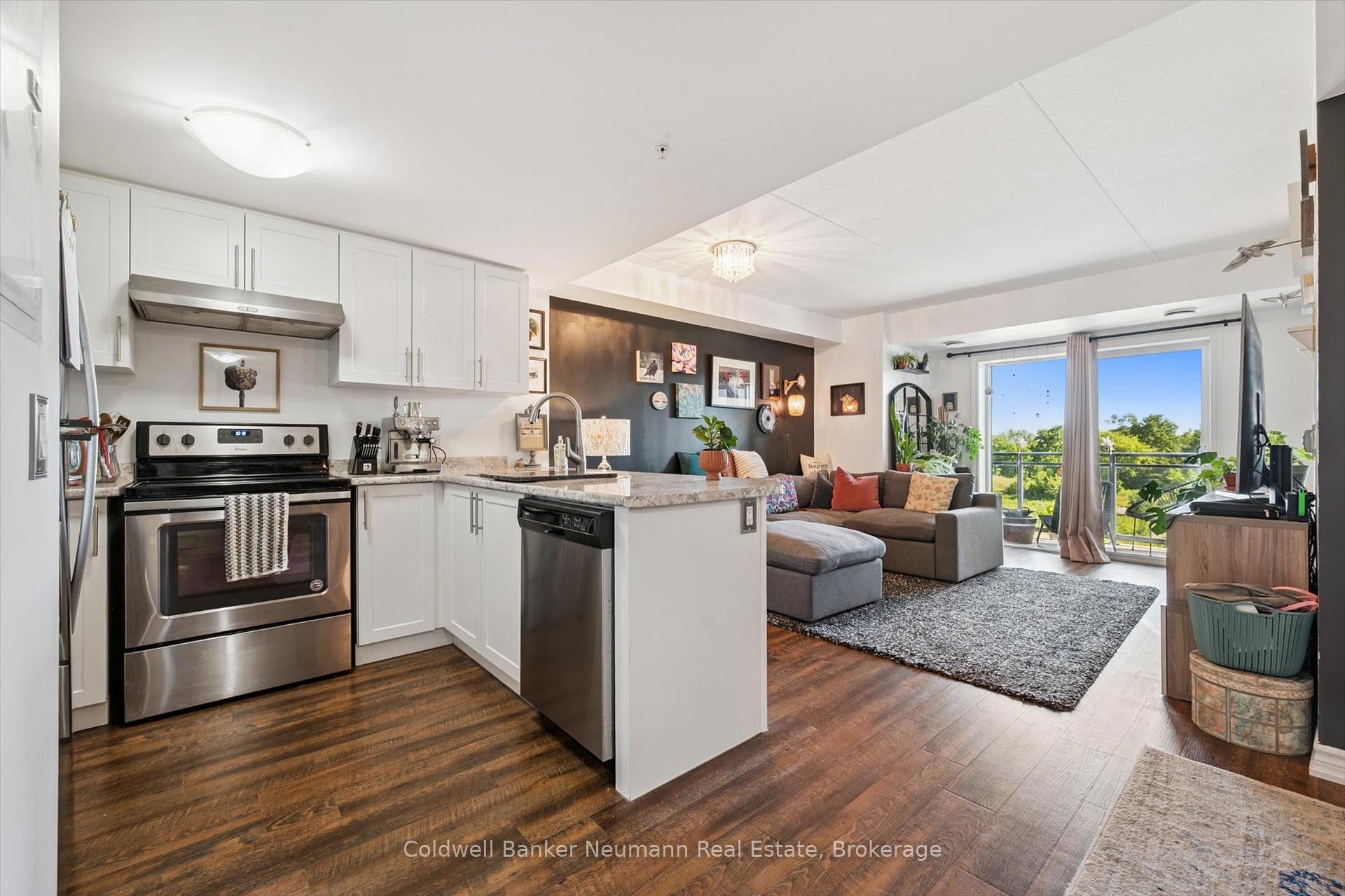 Photo 8 of Unit 306, 7 Kay Crescent, Guelph, Pineridge/Westminster Woods — HOMEH