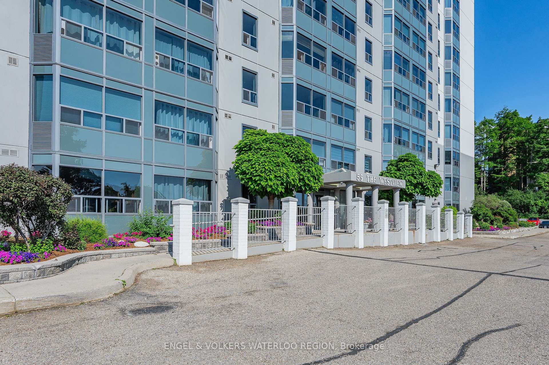 Photo 7 of Unit 1701, 55 Green Valley Drive, Kitchener, Pioneer Park — HOMEH