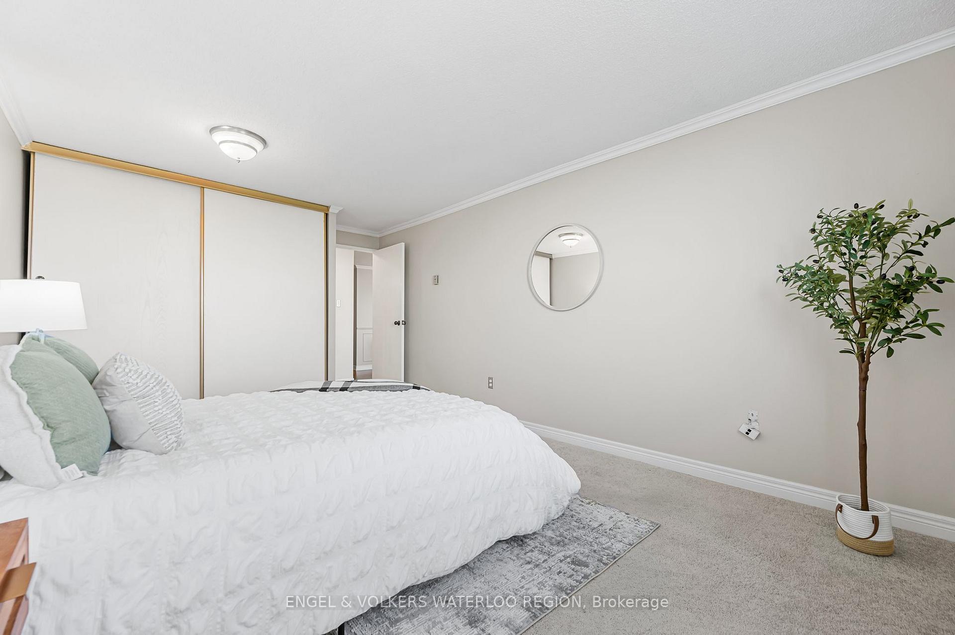 Photo 34 of Unit 1701, 55 Green Valley Drive, Kitchener, Pioneer Park — HOMEH