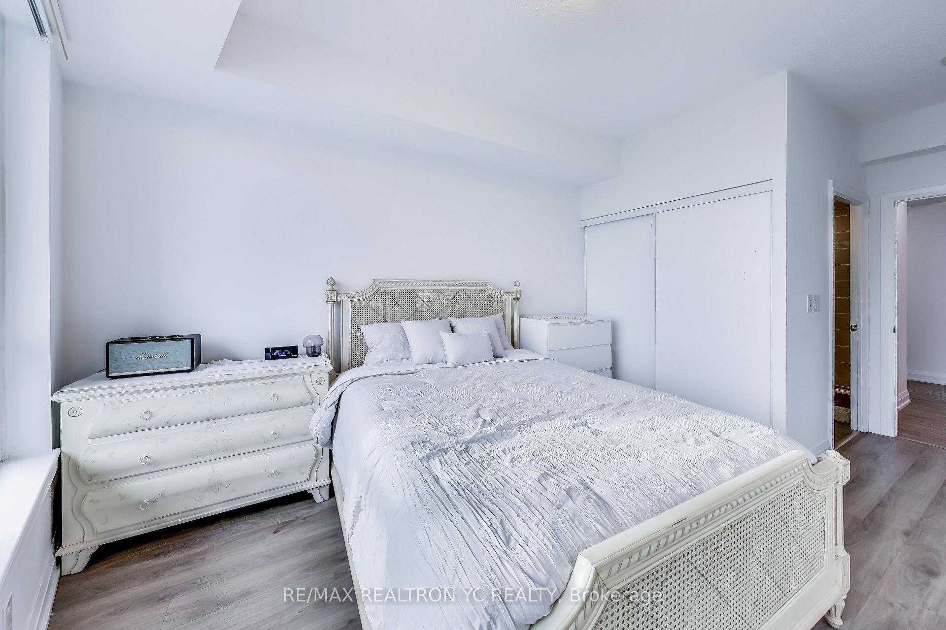 Photo 8 of Unit 2031, 7161 Yonge Street, Markham, Grandview — HOMEH