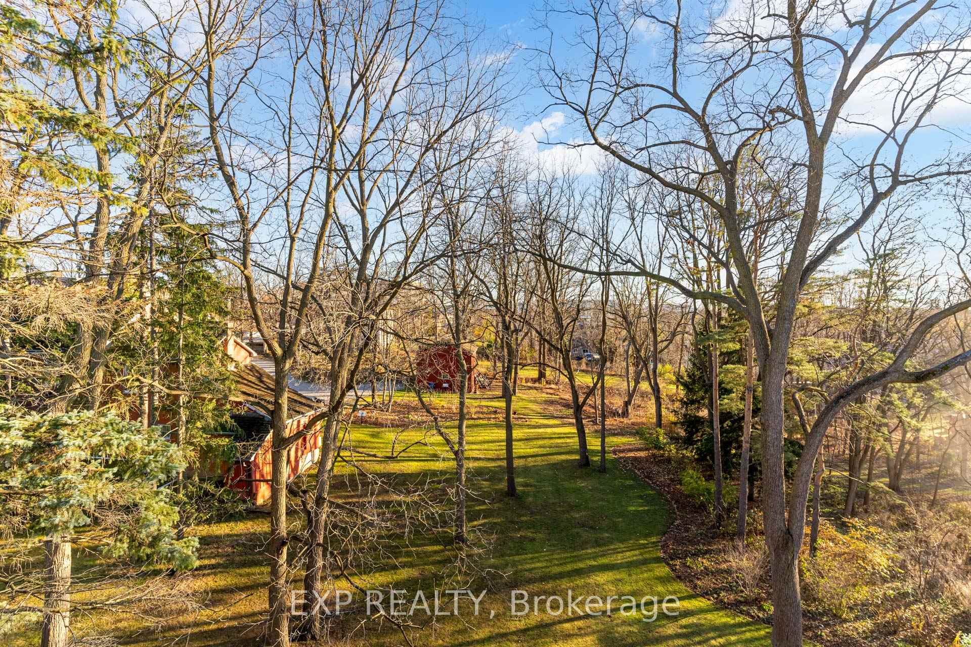Photo 51 of Unit 404, 15390 Yonge Street, Aurora, Aurora Village — HOMEH
