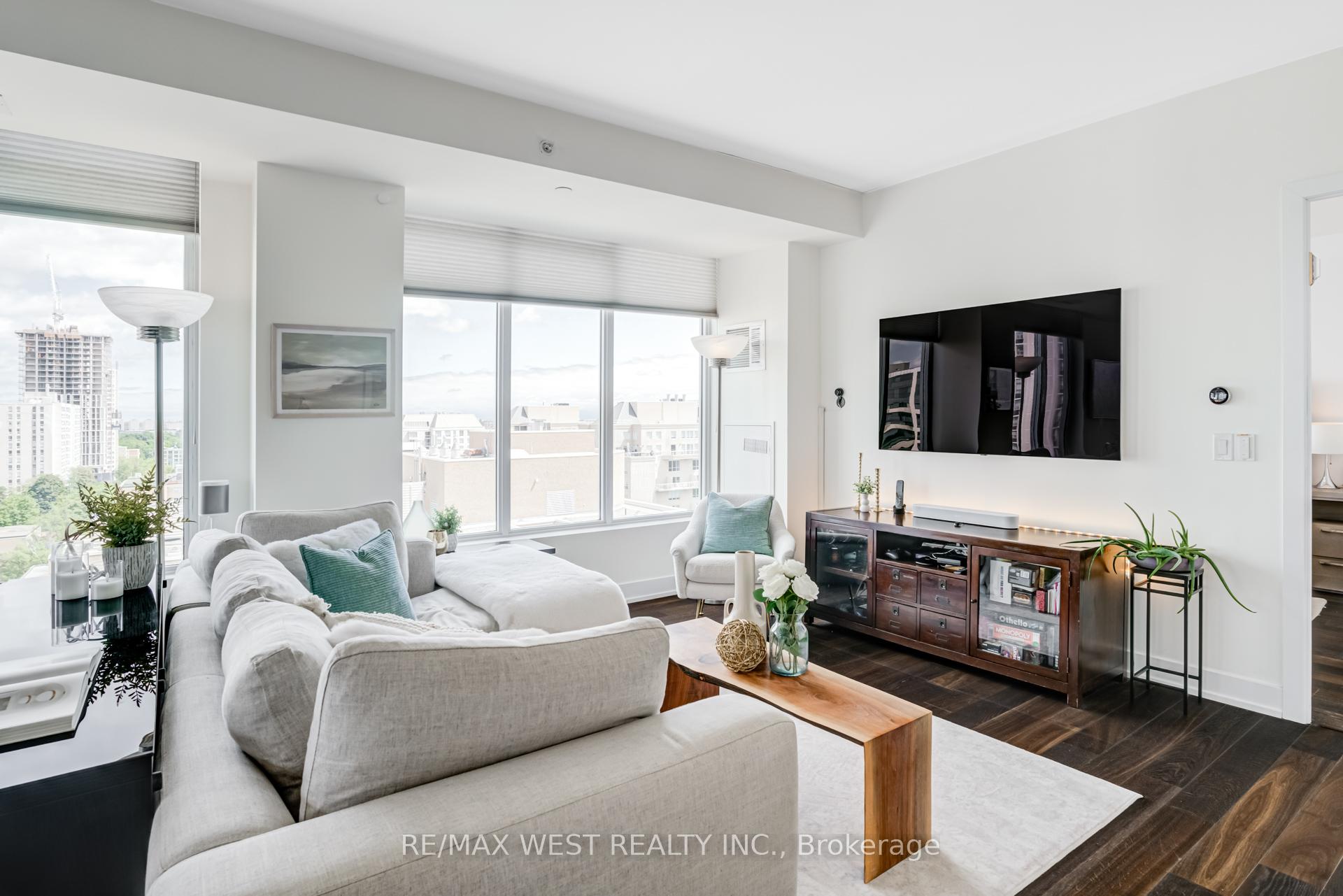 Photo 2 of Unit 1308, 68 Merton Street, Toronto, Mount Pleasant West — HOMEH