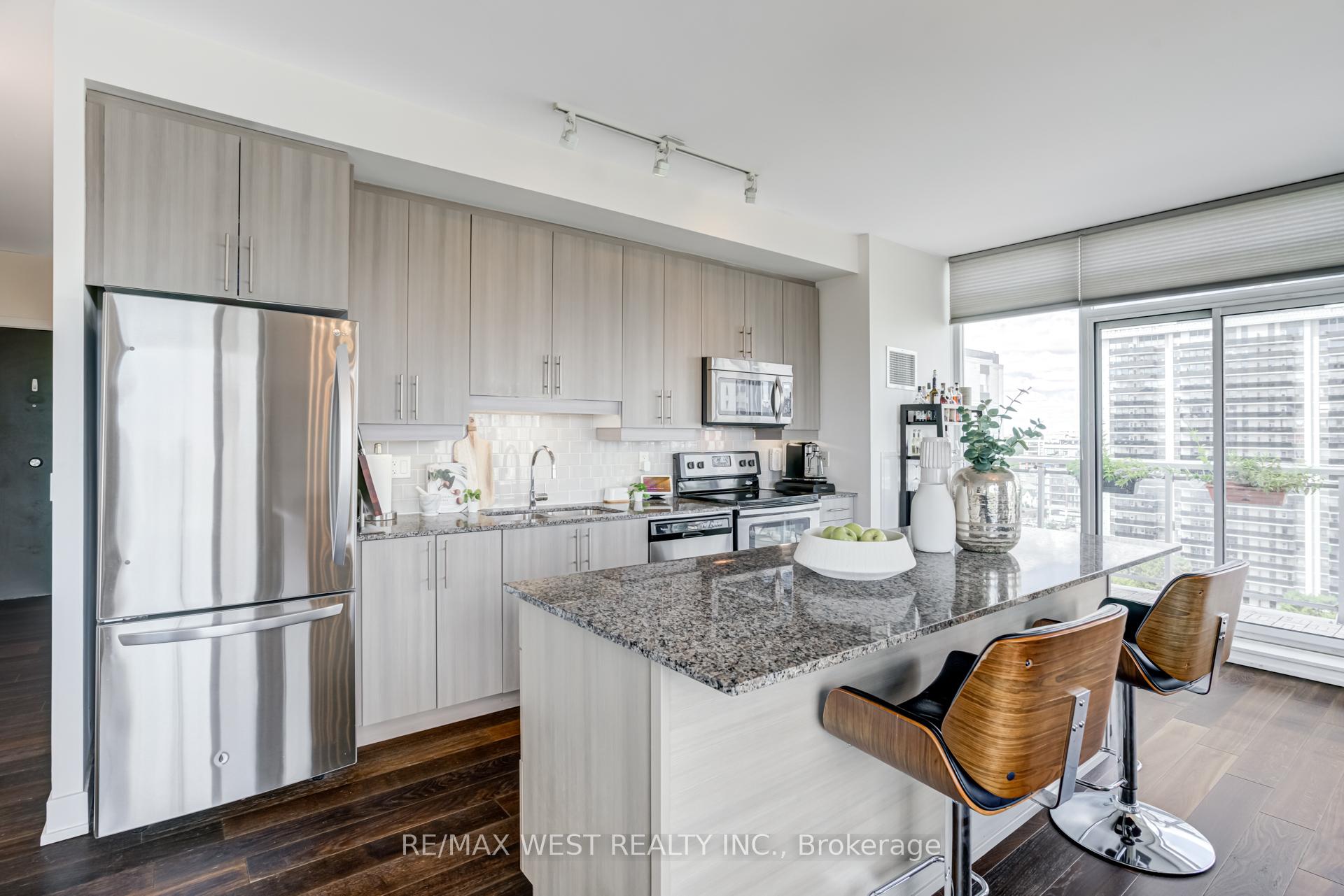 Photo 11 of Unit 1308, 68 Merton Street, Toronto, Mount Pleasant West — HOMEH