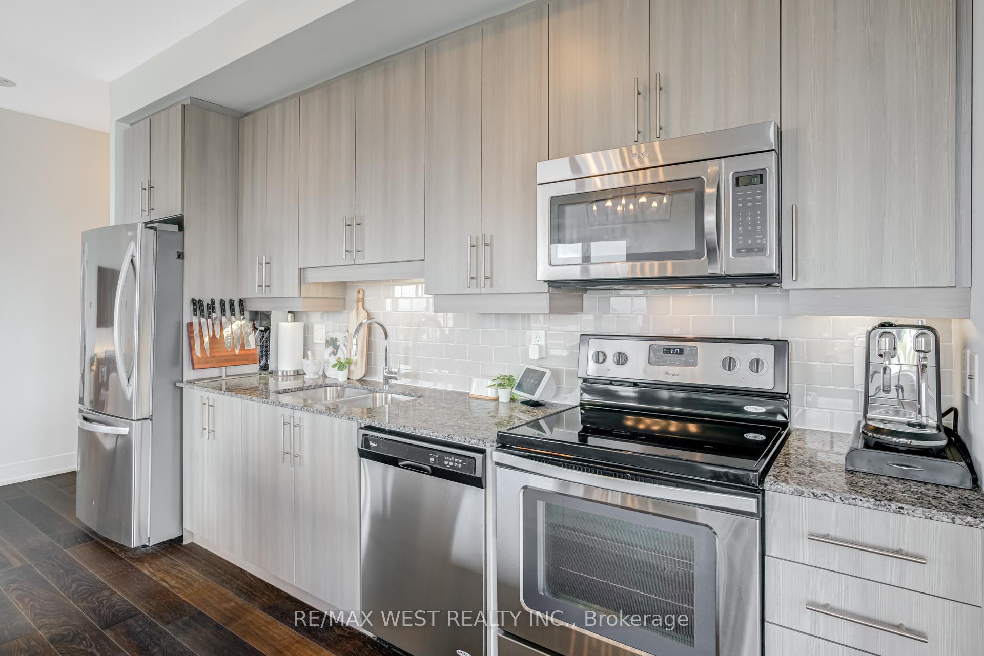 Photo 13 of Unit 1308, 68 Merton Street, Toronto, Mount Pleasant West — HOMEH