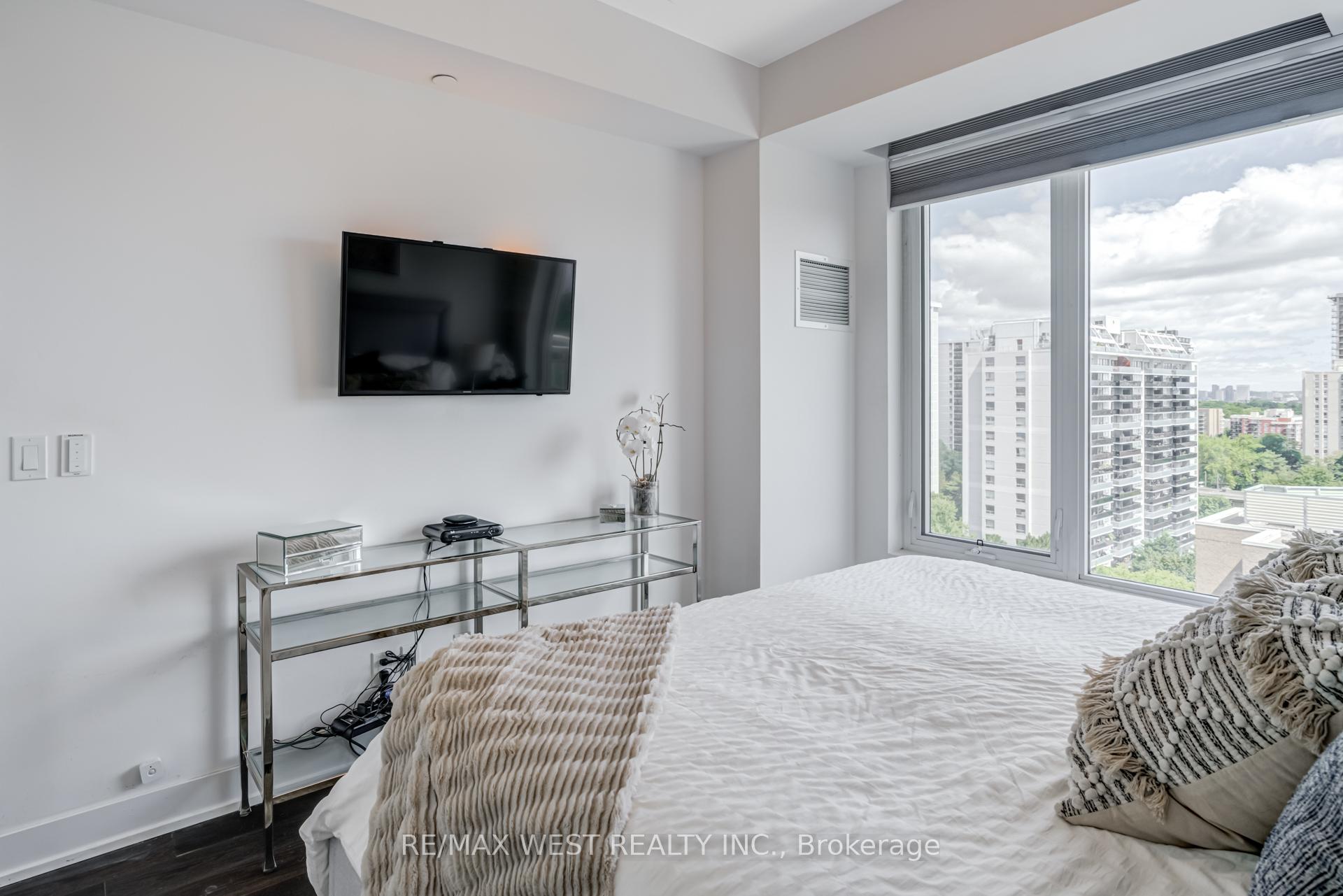 Photo 18 of Unit 1308, 68 Merton Street, Toronto, Mount Pleasant West — HOMEH